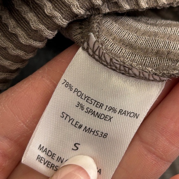 ANDREE BY UNIT brown Turtleneck Sweater - Picture 5 of 5